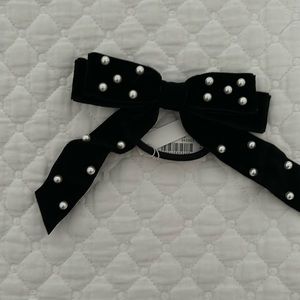 NWT J.Crew velvet and pearl hair bow